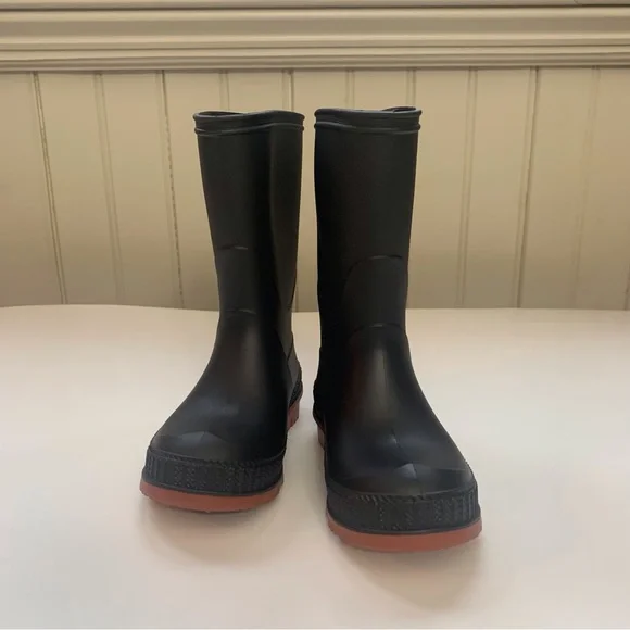 Barn Rain Boot Black Rubber Treaded Non-Skid SurfaceToddler Size 5-6 NWOT - Picture 2 of 11